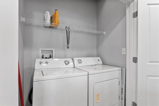 Building Photo - 250 Pharr Rd NE