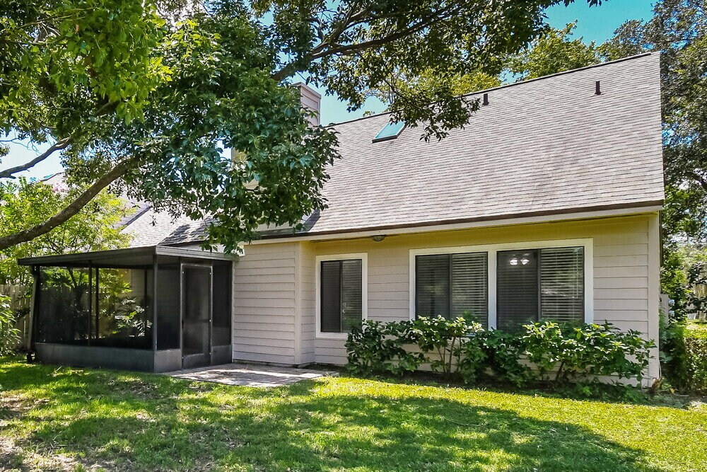 Building Photo - 4176 Rollingwood Ct
