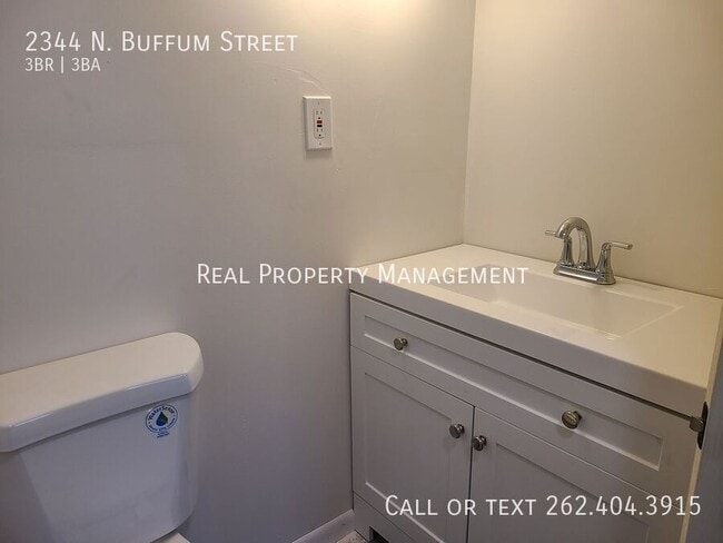 Building Photo - 2344 N Buffum St