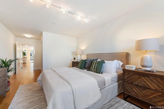 Building Photo - 1277 Howard St