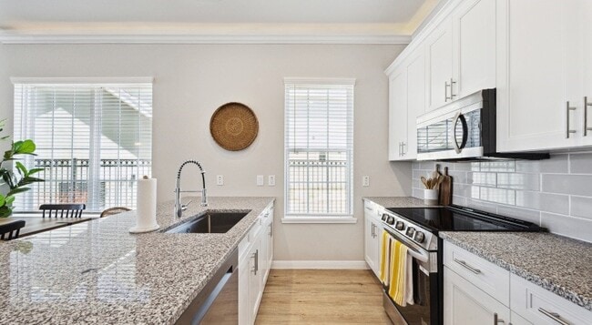 Building Photo - 14510 Wadley Bay Dr