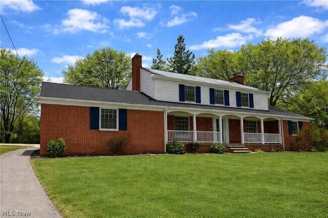 Building Photo - 22350 S Woodland Rd