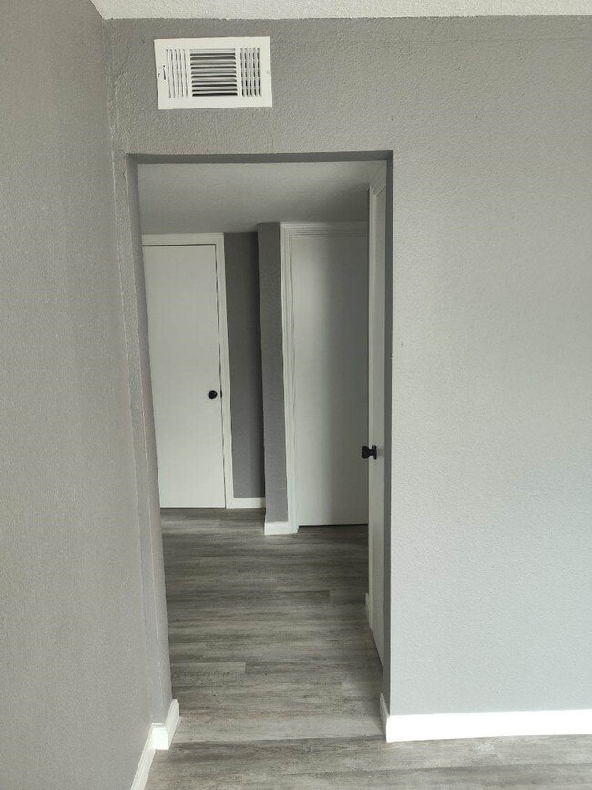 Building Photo - 2687 Gessner Rd