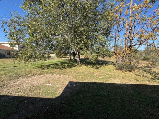 Building Photo - 390 Triple 7 Trail