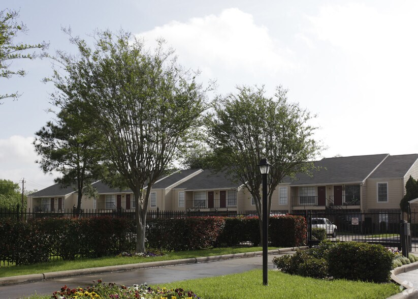 Park On Burke 4747 Burke Rd Pasadena TX 77504 Apartment Finder