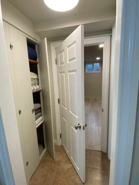 Building Photo - 1032 Meadowbrook Dr