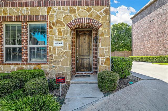 Building Photo - 4413 Riverview Dr