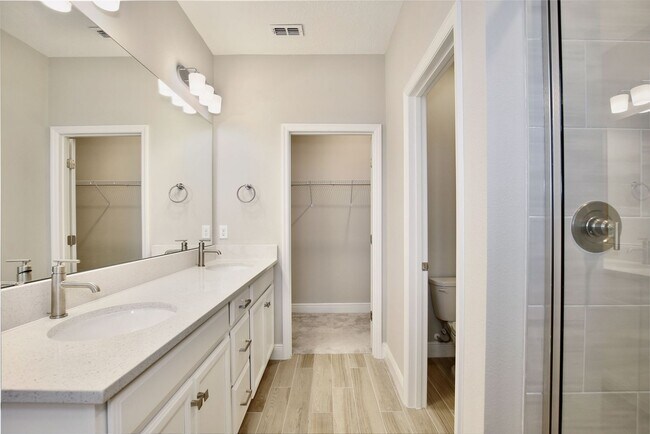 Building Photo - 6491 Cyrils Dr