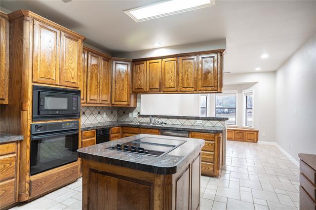 Building Photo - 250 Timberleaf Dr