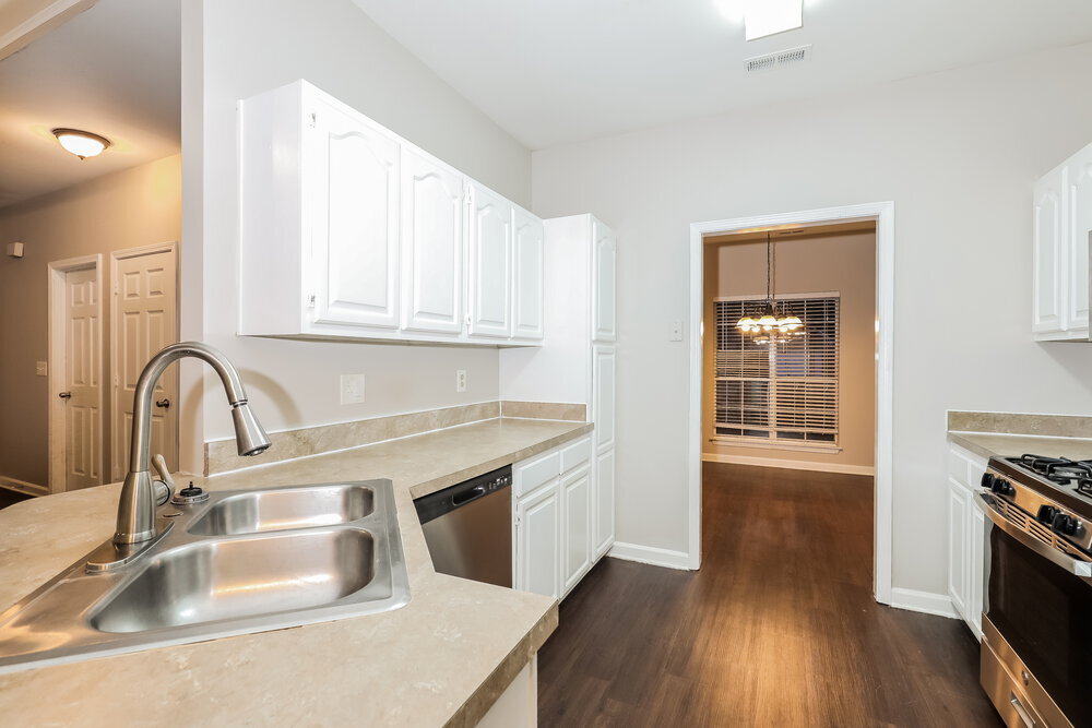 Building Photo - 118 Burleyson Dr