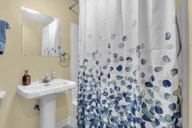 Building Photo - 4328 Gypsy Ct