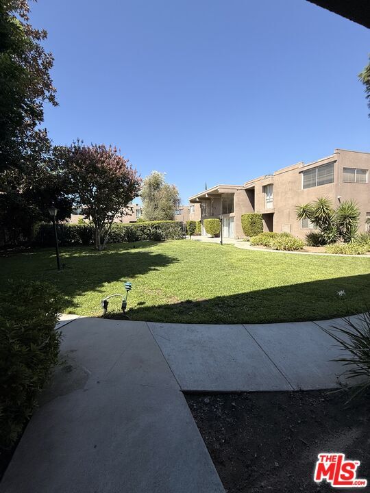 Building Photo - 18110 Killion St