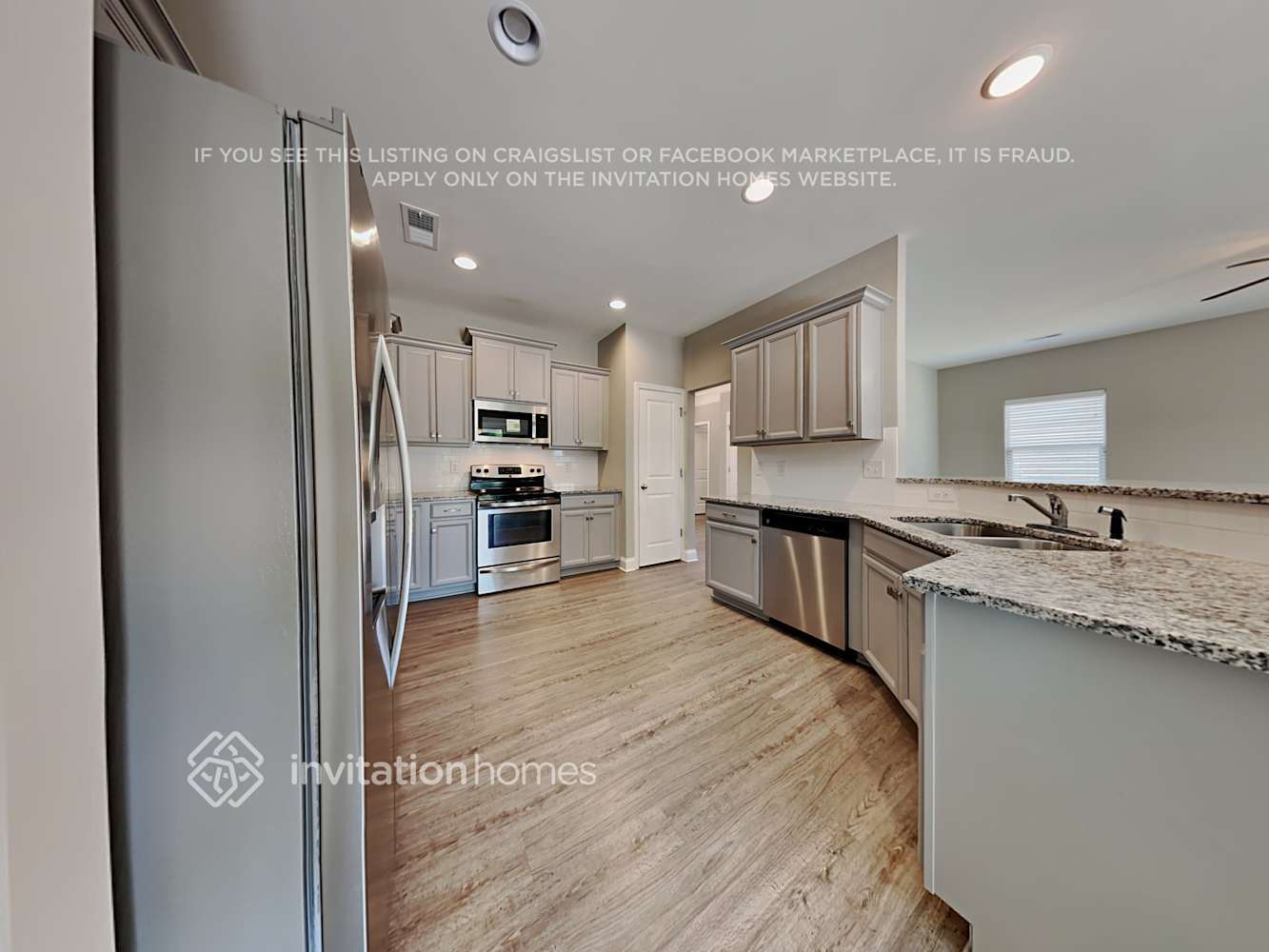 Building Photo - 5338 Roberta Crossing Dr