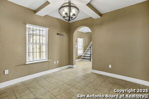 Building Photo - 236 E Dullnig Ct