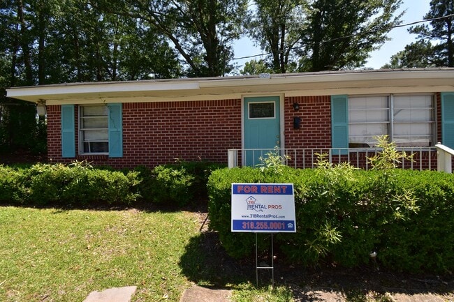 Primary Photo - 209/211 W Virginia Ave. Duplex