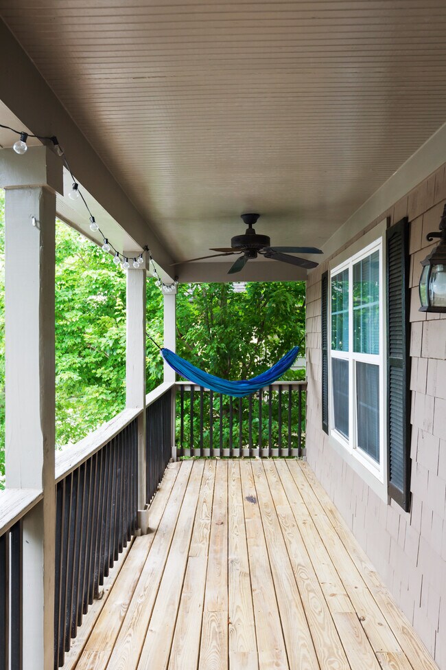 Building Photo - 239 Ruth St