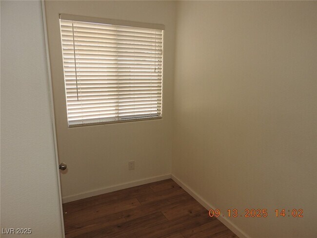 Building Photo - 9504 Havasu Canyon Ave