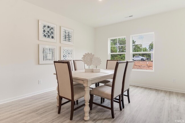 Building Photo - 95 Suhani Ln