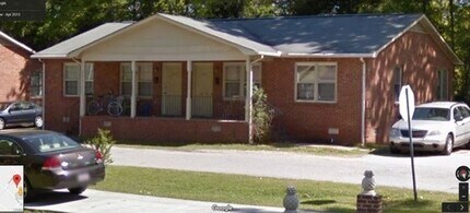 Building Photo - Russell&#39;s Chester Duplexes