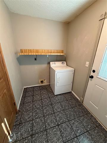 Building Photo - 813 Co Rd 3680