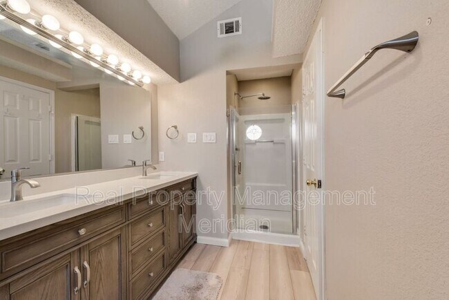 Building Photo - 8733 Eaglestone Way