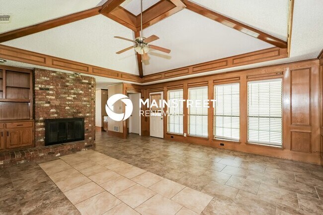 Building Photo - 3 Bedroom Pet-Friendly Home in DeSoto, TX ...