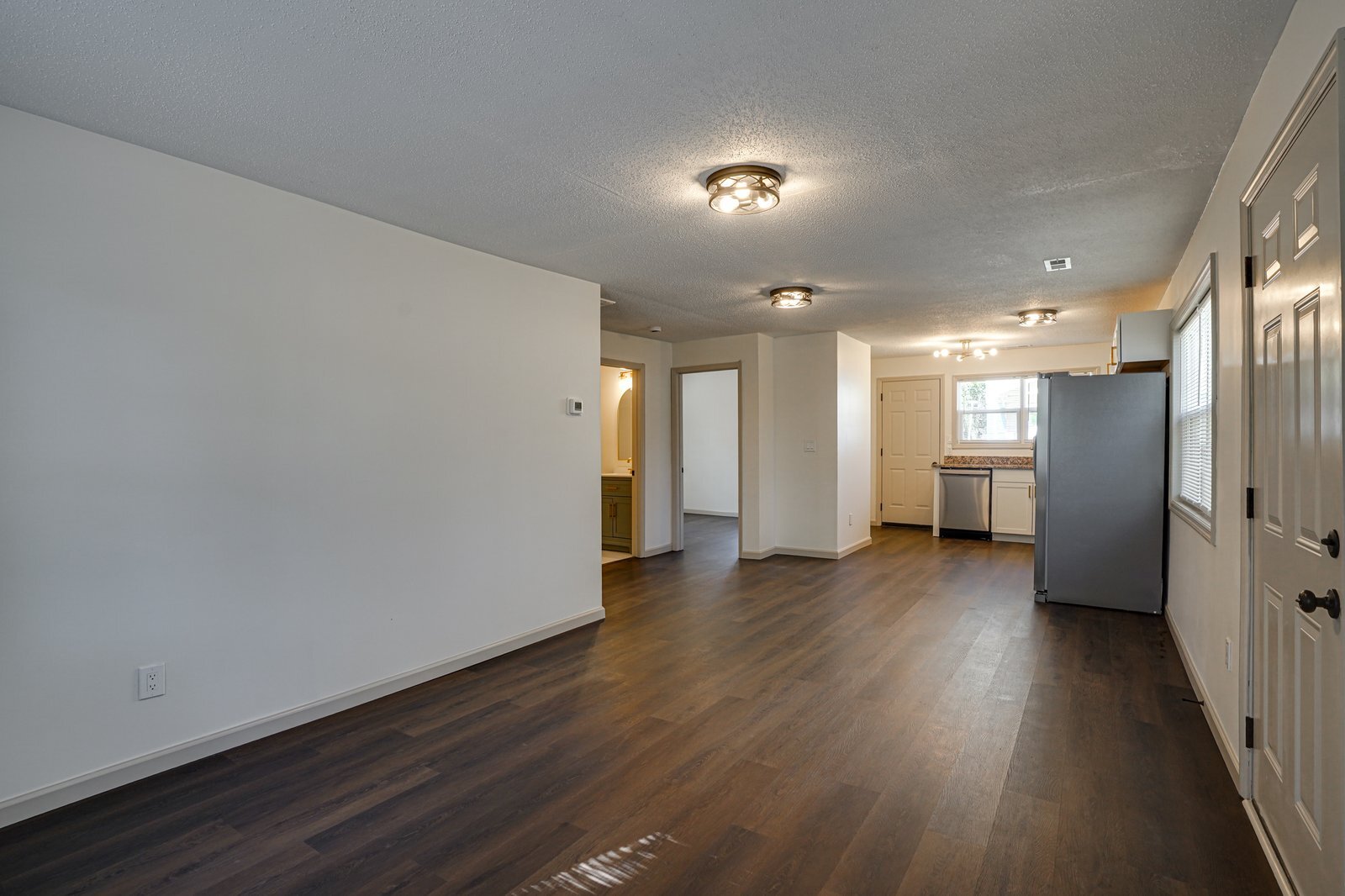 Building Photo - 927 Hulana St