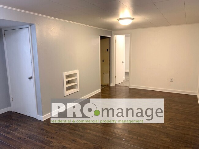Building Photo - 797 K St
