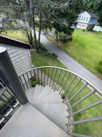 Building Photo - 1637 Otlahurst Dr