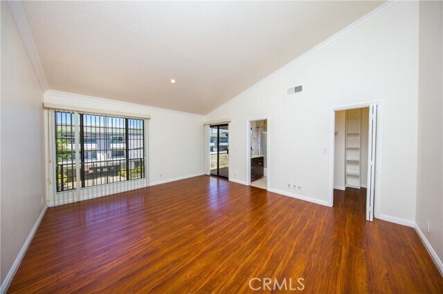 Building Photo - 11834 Gilmore St