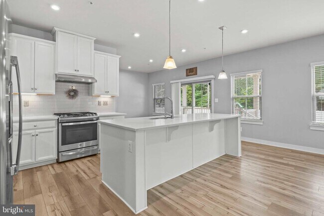 Building Photo - 3903 Emory Ridge Rd