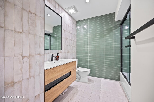 Building Photo - 11 Nolan Dr