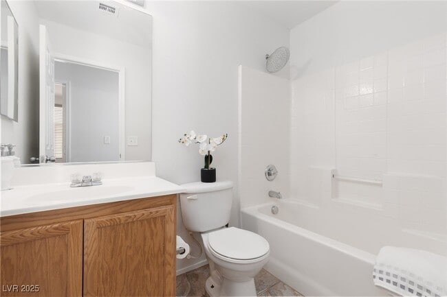 Building Photo - 908 Shining Rose Pl