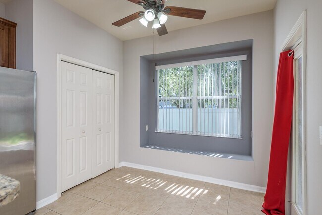 Building Photo - 4515 Fieldview Cir