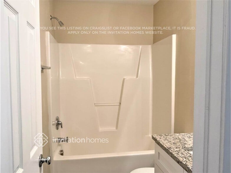 Building Photo - 5006 Rainmaker Dr