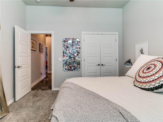 Building Photo - Beautiful home + Deer Creek Schools + 4 bedroom + 2.5 bathrooms