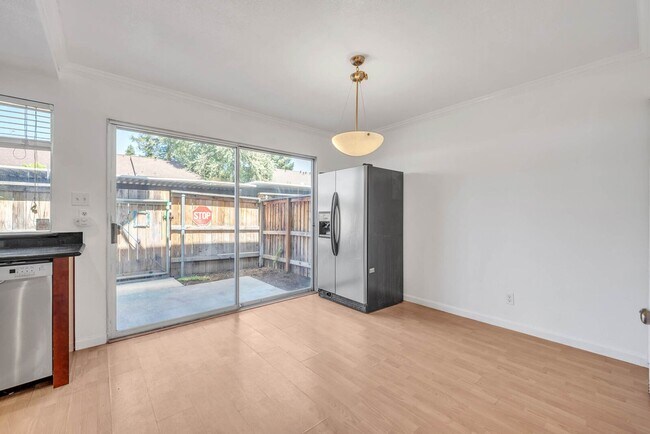 Building Photo - 3926 Oak Villa Cir