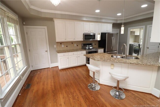Building Photo - 108 Highland Springs Ln