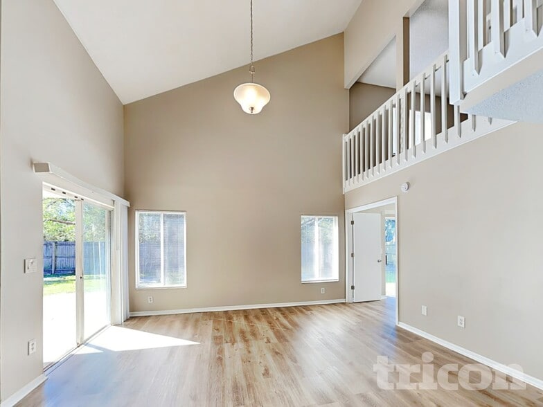 Building Photo - 1330 Gangplank Dr