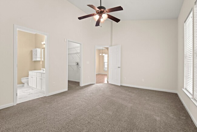 Building Photo - 2225 Gablefield Ln