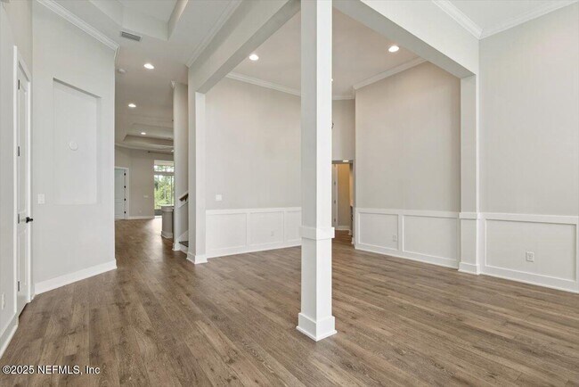 Building Photo - 141 Topside Dr.