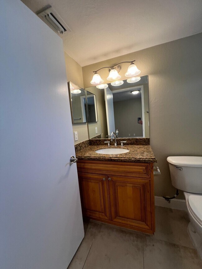 Building Photo - 1520 Windorah Way