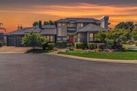 Building Photo - 672 Cypress Run