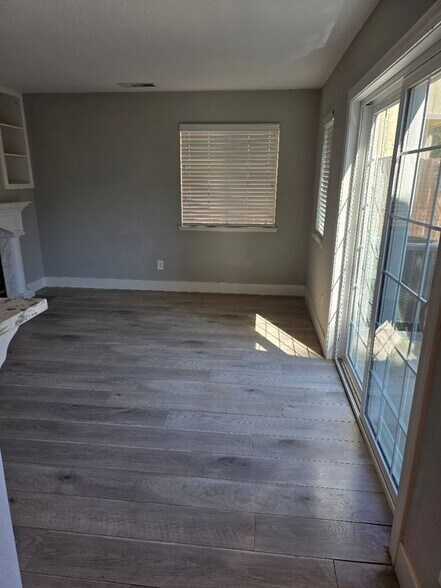 Building Photo - 3960 Grey Livery Way