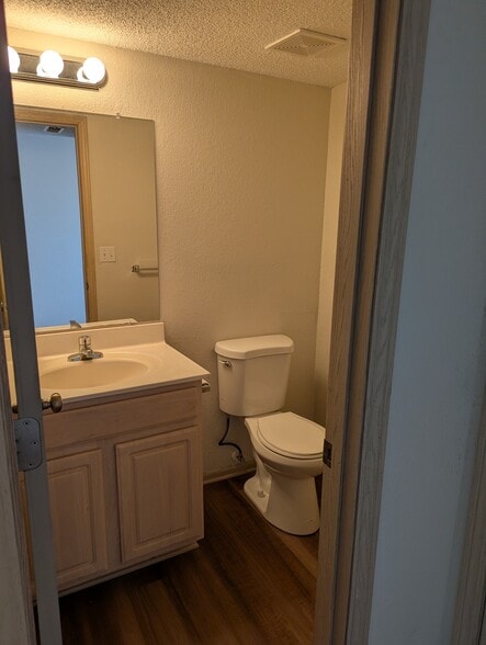 Downstairs 1/2 Bath - 203 W Nicholas Dr