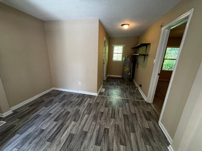 Building Photo - 2 Bedroom house near downtown Kings Mountain, NC