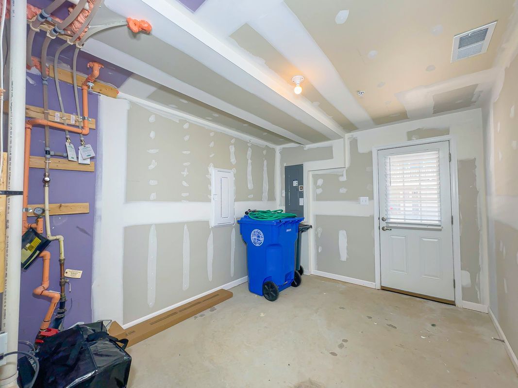 Building Photo - 72 Caswell Dr
