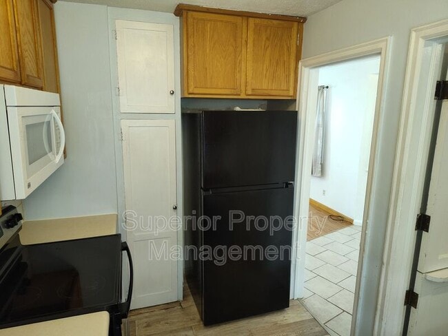 Building Photo - 2121 Park Pl