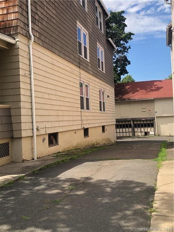 Building Photo - 132 Grand St