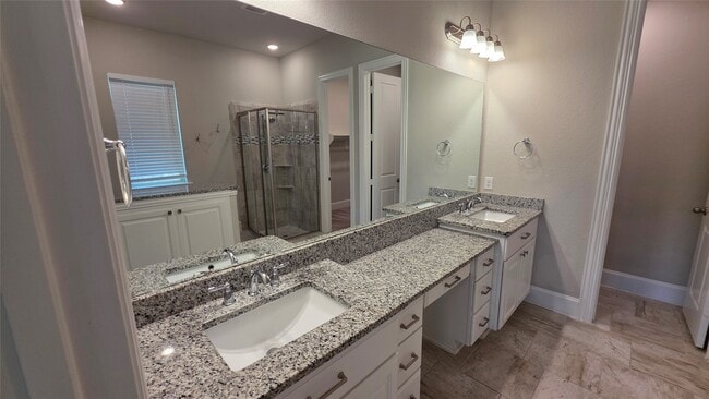 Building Photo - 142 Mayfield Dr